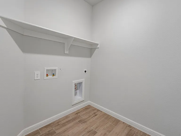 Springhill South — Photo 13