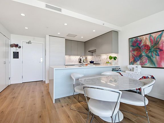 4th image of 8188 Fraser St #1304