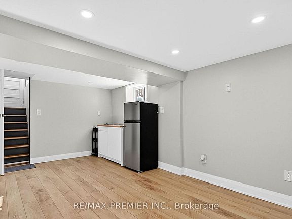 2nd image of 4848 2nd Ave #Basement