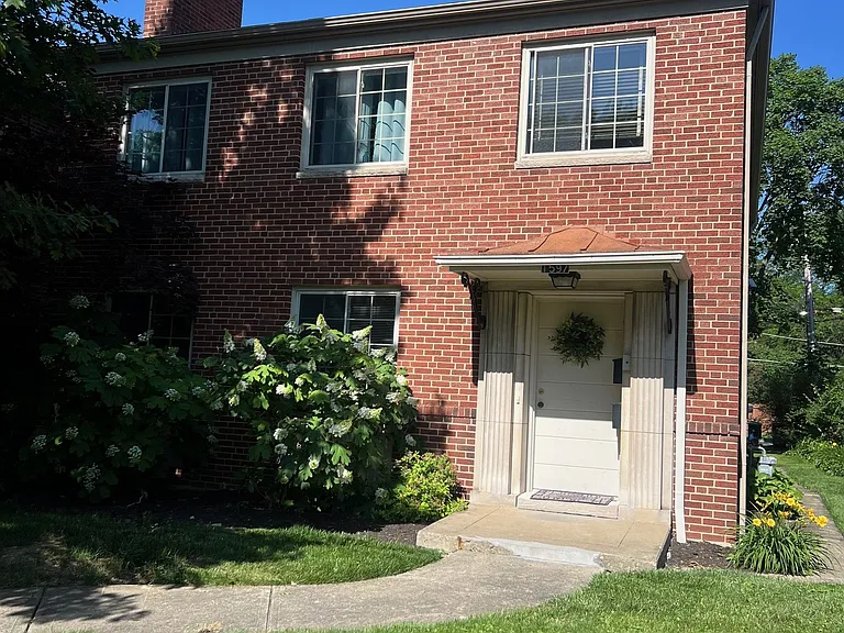 1597 Grandview Ave #A — Photo 1