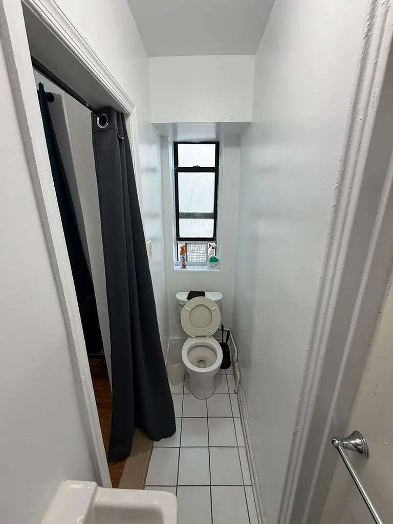 3 bed, $1,000 — Photo 3
