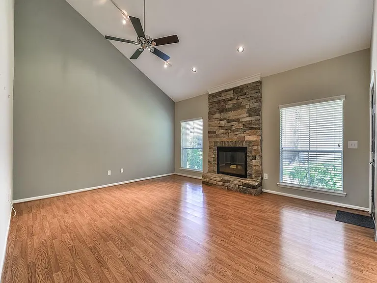 9406 Bassoon Dr — Photo 8
