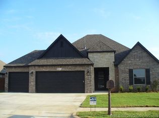 23315 E 104th Pl S, Broken Arrow, OK 74014