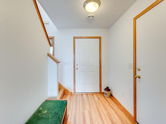 2nd image of 4024 Blakewood Dr