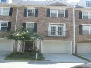 1605 Waters Edge Trl, Roswell, GA 30075