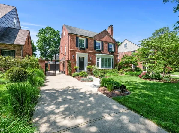 3616 Norwood Rd, Shaker Heights, OH 44122