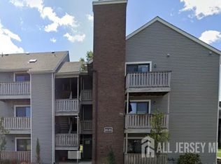 5022 Ravens Crest Dr, Plainsboro, NJ 08536