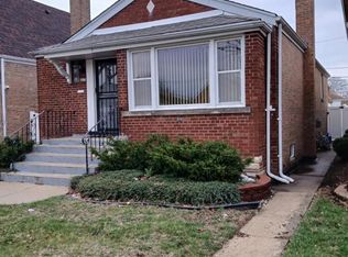 8025 S Sacramento Ave, Chicago, IL 60652