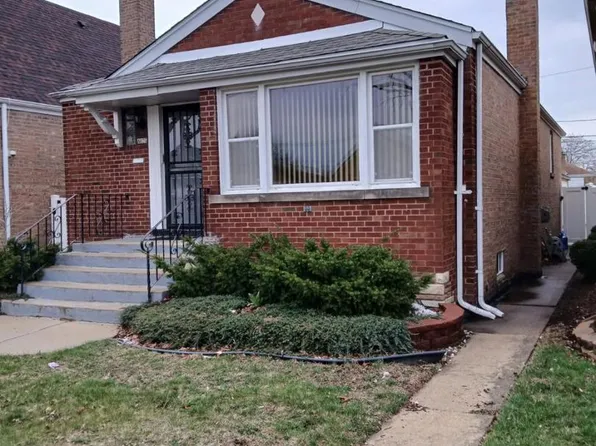 8025 S Sacramento Ave, Chicago, IL 60652