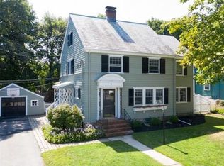 6 Dumbarton St, Andover, MA 01810