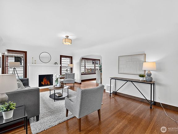4th image of 1318 N 76th Street
