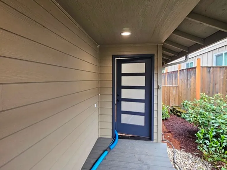885 Creek Ct NW — Photo 19