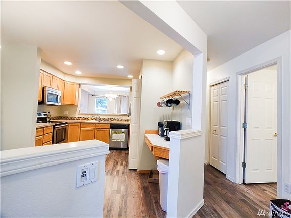 4th image of 818 115th St SW Unit C