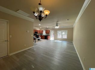 1057 Inverness Cove Way, Birmingham, AL 35242