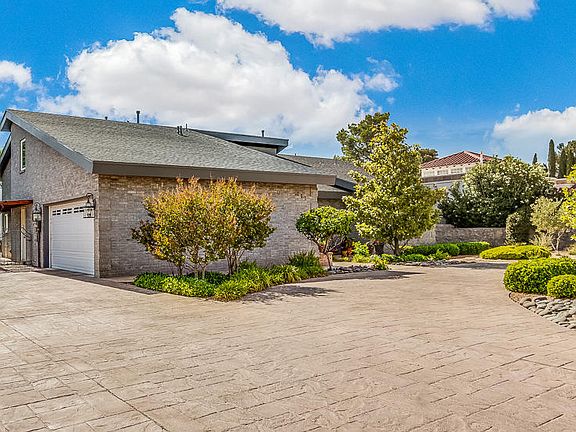 4th image of 5813 Via Cuesta Dr
