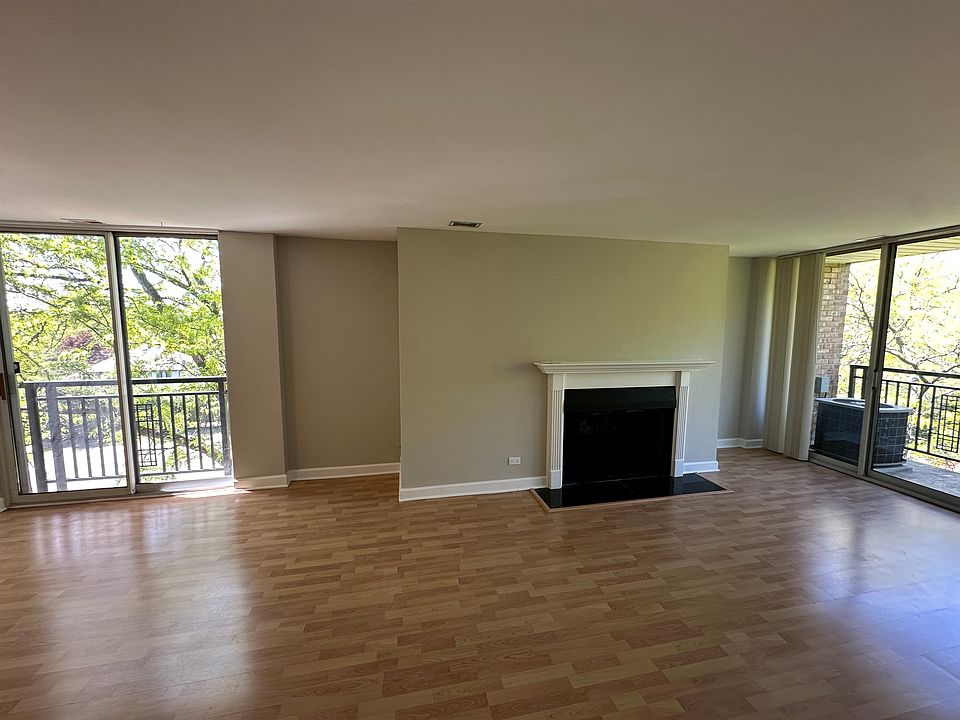 1st image of 1833-4 Lakes Ave #4B