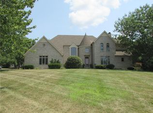 3409 N Pointe Dr, Saint Joseph, MO 64506