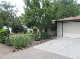 1847 S Ivy Cir, Medford, OR 97501