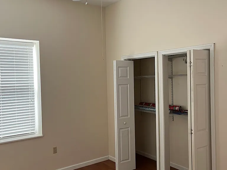 1023 Vine St #202 — Photo 7