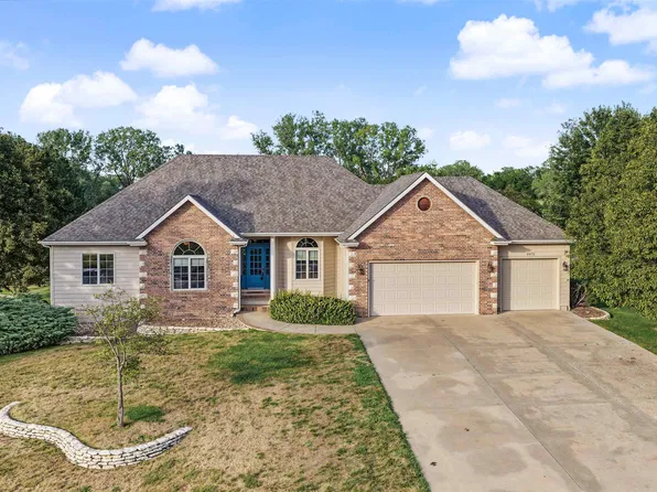 2475 Saint Andrews Ln, Salina, KS 67401