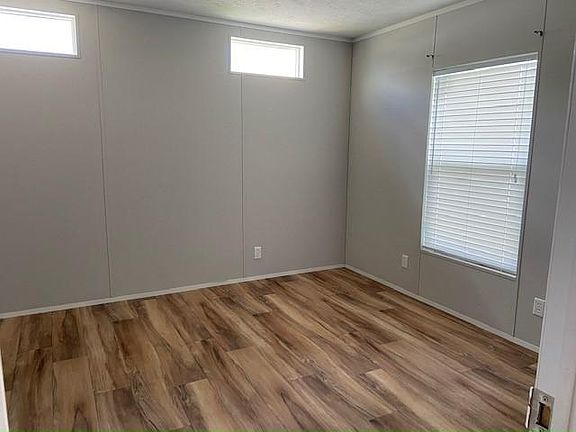 4th image of 13380 SW 6th St #77
