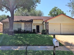 16715 Pebbleglen Dr, Houston, TX 77095