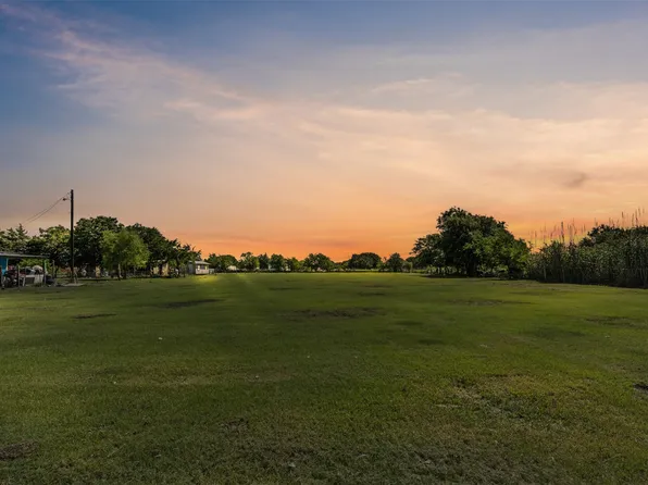 1500 South Dr, Venus, TX 76084