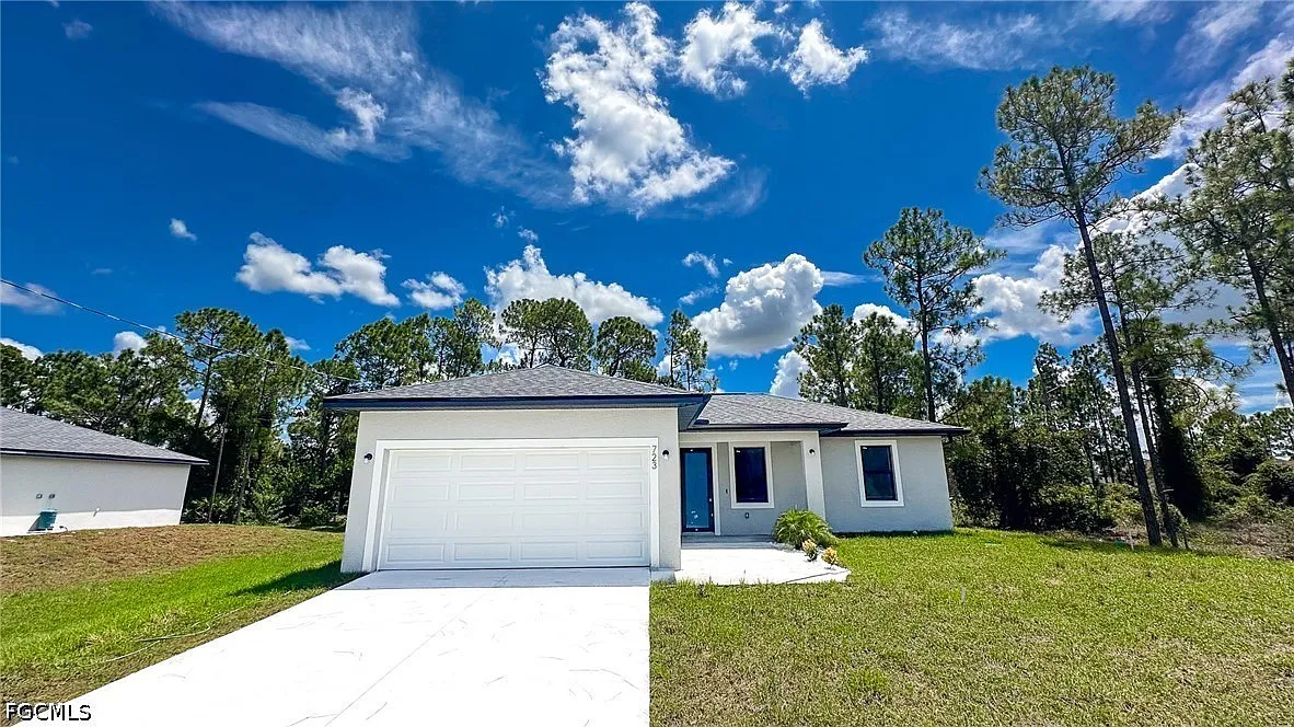 3 bed, 2.0 bath, 1294 sqft, $2,000 — Photo 2
