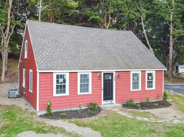 124 Green St, Weymouth, MA 02191