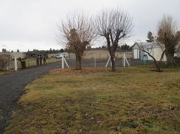 4th image of 37217 Agency Lake Loop