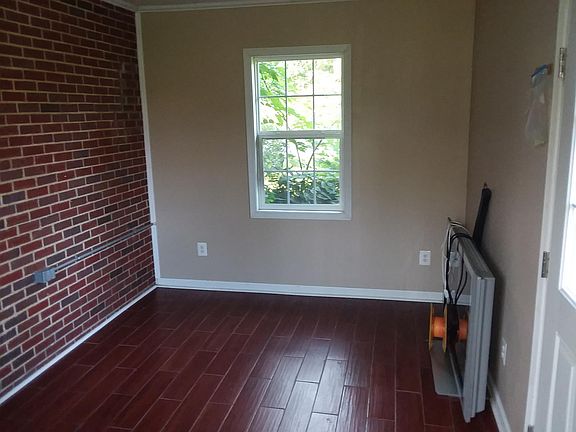 2nd image of 175 Sanford Dr