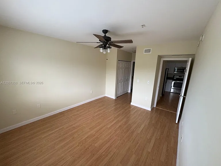 2160 E Preserve Way #305 — Photo 5