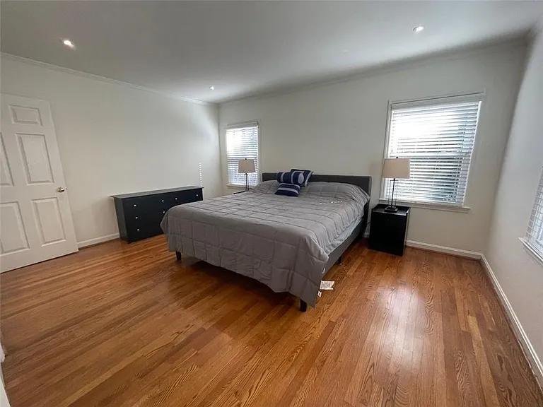 370 Herrington Dr NE — Photo 25
