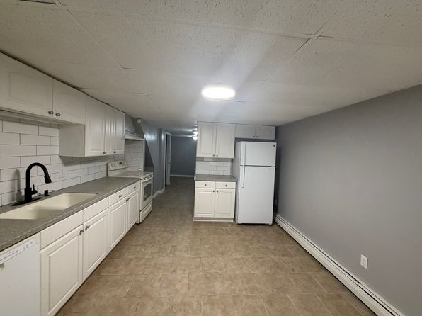 14 Waterview Ave APT B