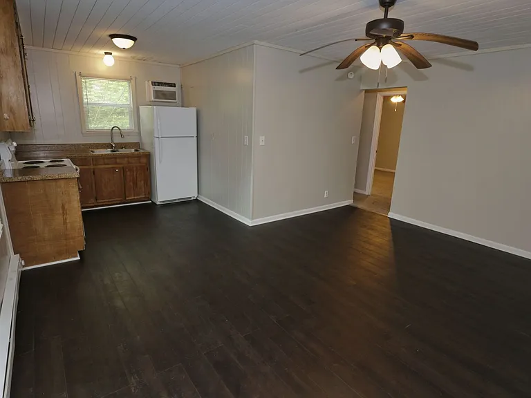 306 Tarver St SE — Photo 5