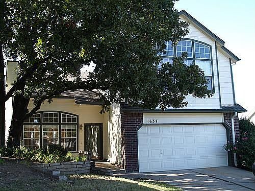 2nd image of 1637 W 110th Cres S