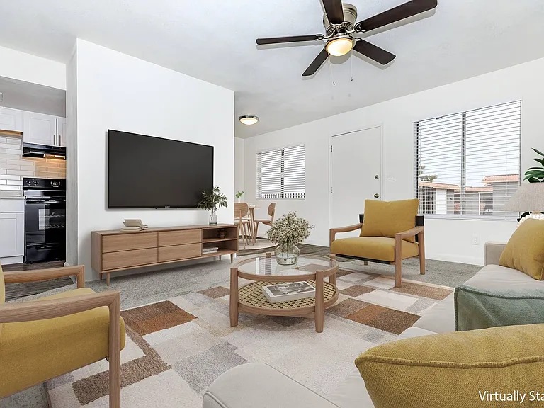 Palisade Park Aparments — Photo 27