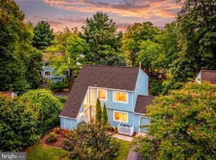 1444 Yellowwood Ct, Reston, VA 20190