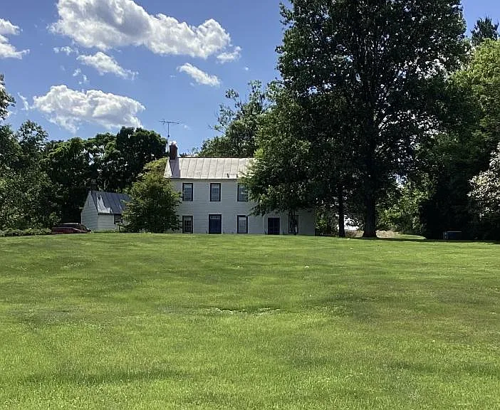 2839 Uniontown Rd — Photo 4