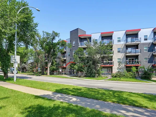 10611 117th St NW #103, Edmonton, AB T5H 0G6