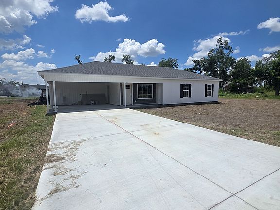 2nd image of 42 4th Ave