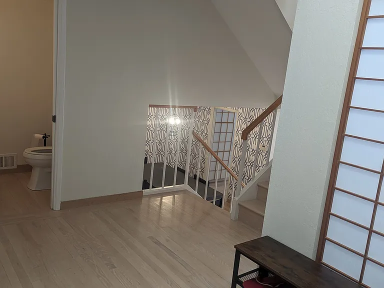564 Sand Hill Cir — Photo 9