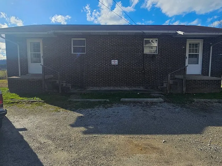 11638 Staunton Tpke — Photo 1