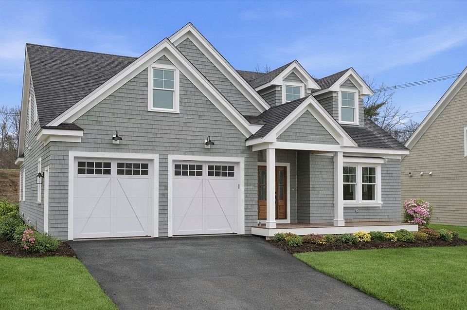 1st image of 4 Fieldstone Farm Way