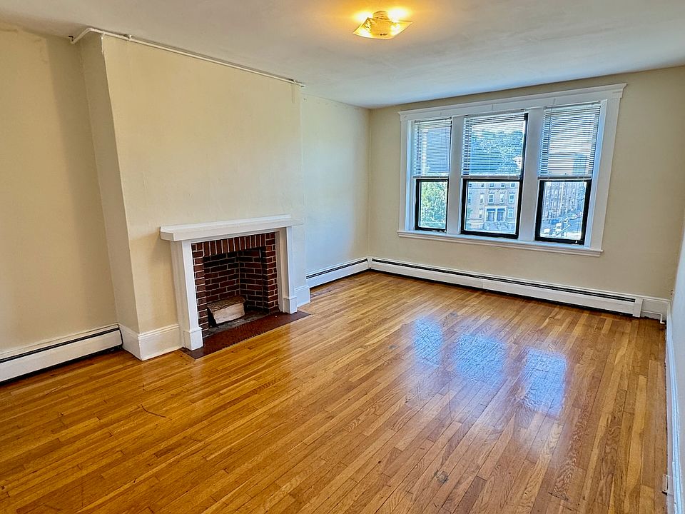 1st image of 1682-85 Commonwealth Ave #3A