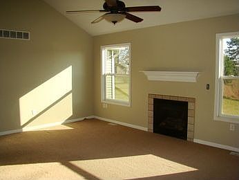 2nd image of 2854 Black Oak St