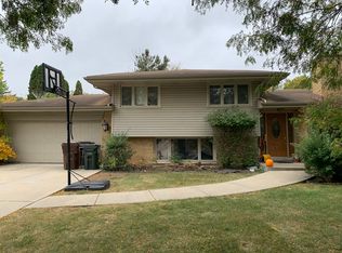 16320 Mark Ln, Tinley Park, IL 60477