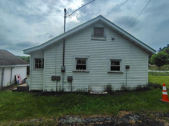 3rd image of 305 S 12th AVENUE