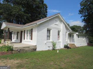 86 Luckie St, Lavonia, GA 30553