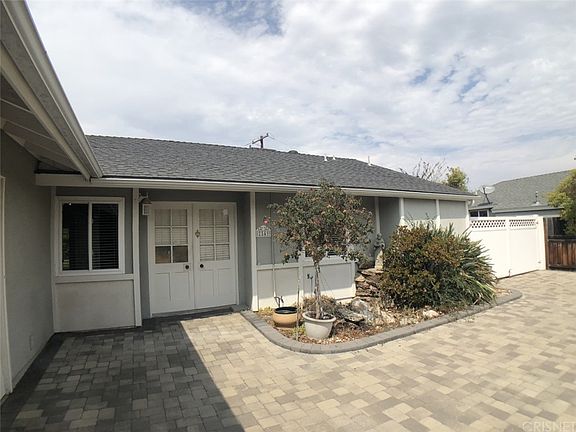 2nd image of 2549 Young Ave